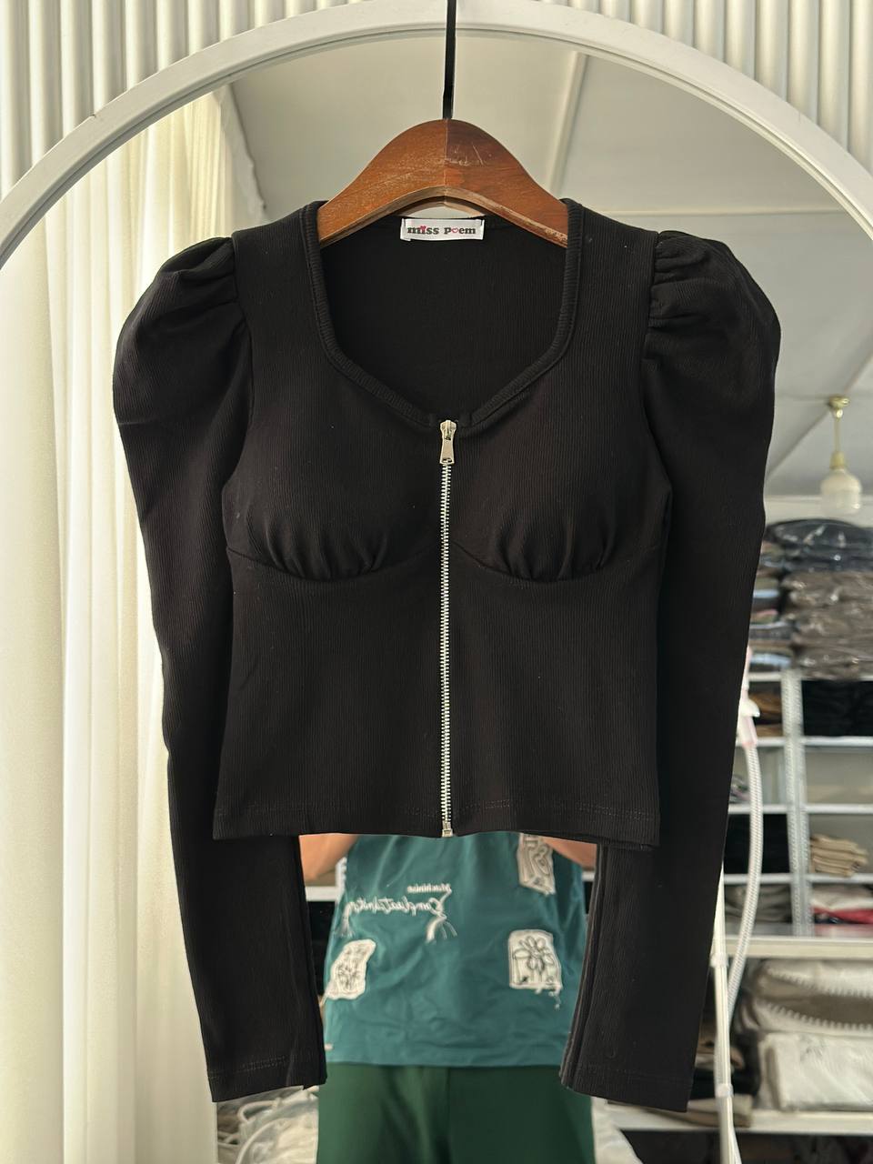 کراپ مجلسی مهدیس